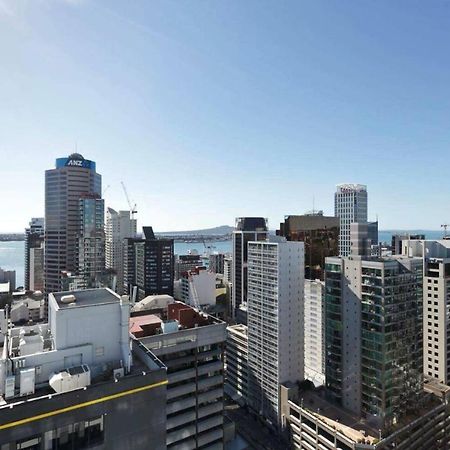Modern 2 Bedroom Apartment 1 Minute To Skytower オークランド エクステリア 写真