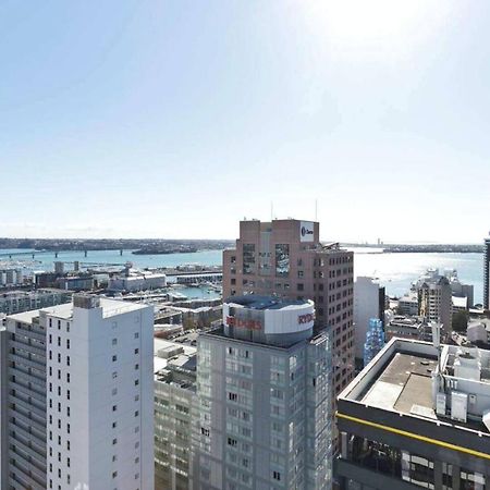Modern 2 Bedroom Apartment 1 Minute To Skytower オークランド エクステリア 写真