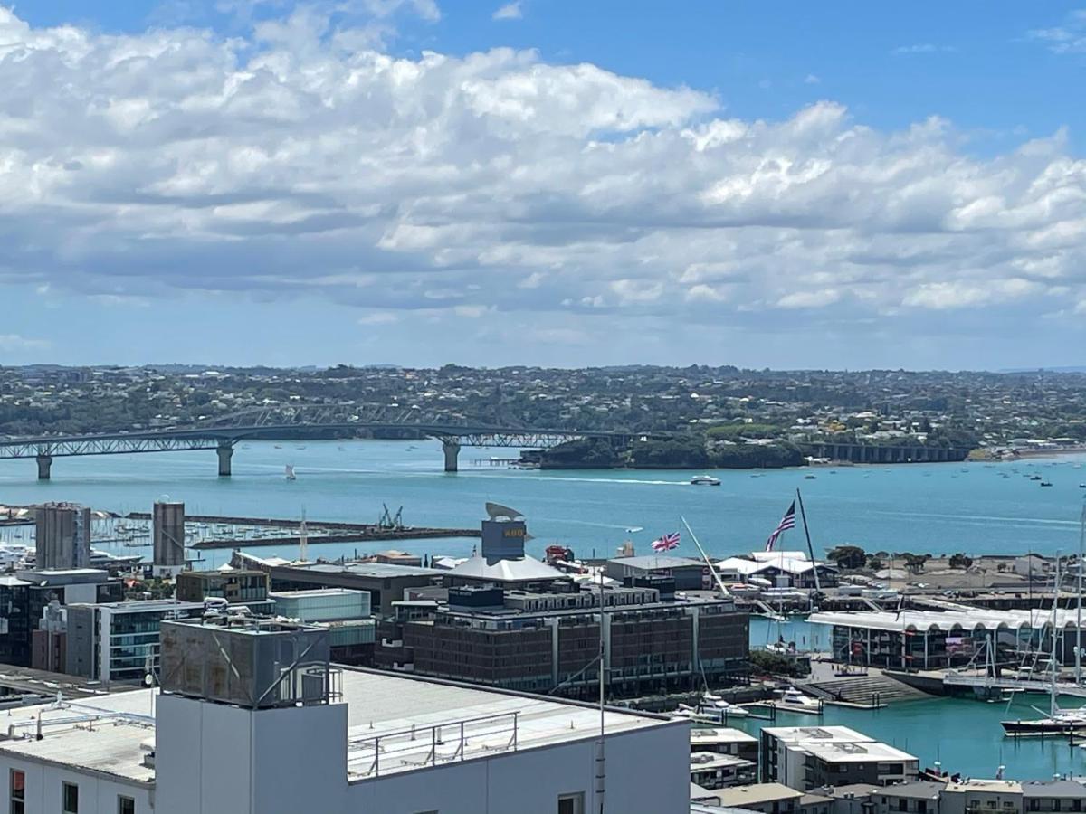 Modern 2 Bedroom Apartment 1 Minute To Skytower オークランド エクステリア 写真
